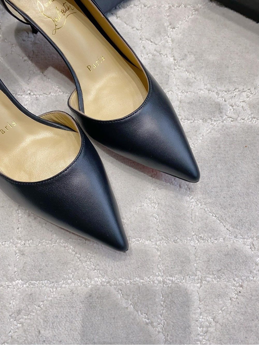 Christian Louboutin Black Pointed Slingback Pumps - Picture 4 of 8